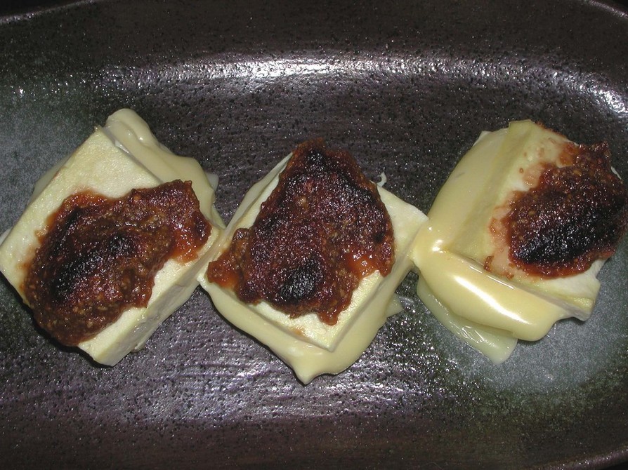 豆腐とチーズのピーナツみそ田楽の画像