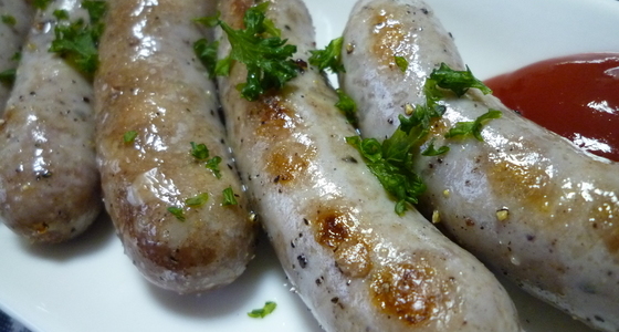 キノコのソーセージ詰めの簡単レシピ