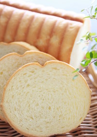 ソフトな食パン（トヨ型・大）