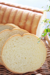 ソフトな食パン（トヨ型・大）