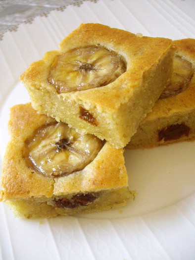 リッチな美味しさ　レーズン・バナナケーキの写真