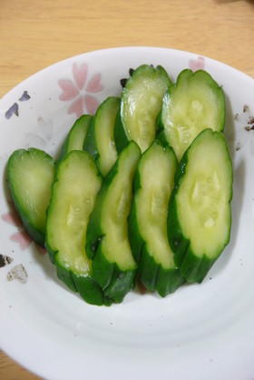 夏の定番 きゅうりのわさび漬け