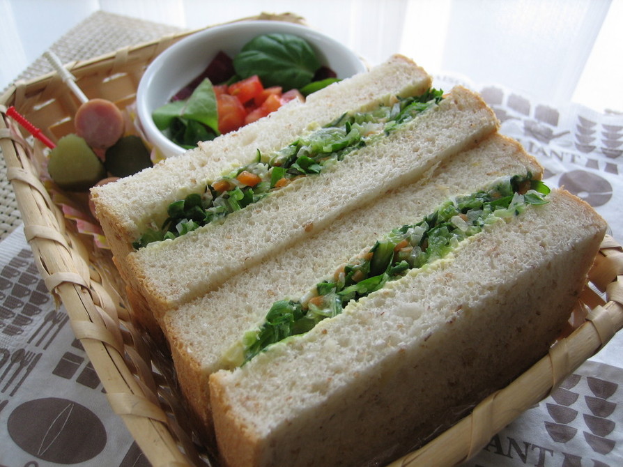 セロリのサンドイッチの画像