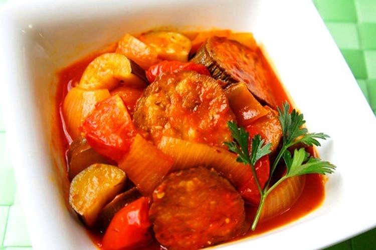 簡単 トマト 夏野菜のラタトゥユ レシピ 作り方 By カルン クックパッド