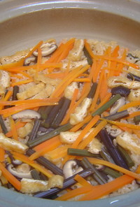 土鍋で作るわらびの炊き込みご飯