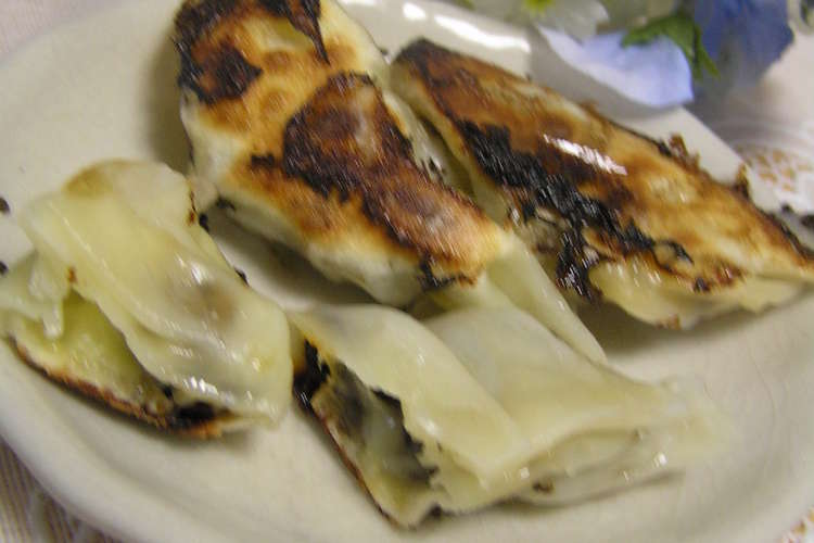 レーズン チーズ餃子 餃子の皮が余ったら変わり餃子 レシピ 作り方 By Masakohママ クックパッド 簡単おいしいみんなのレシピが352万品