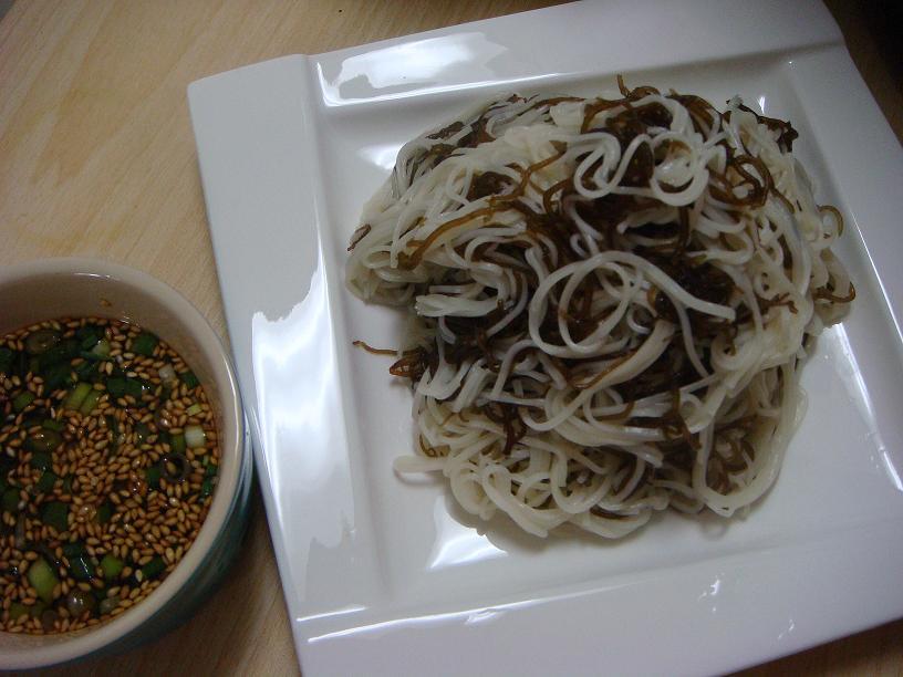 生もずくでヘルシーに☆さっぱり素麺の画像