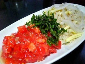 トマト冷製パスタ風