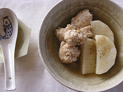 鶏団子と長芋の煮物の写真