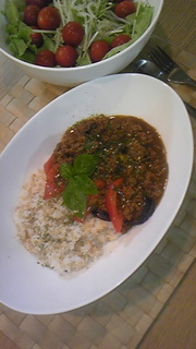トマトと茄子の挽肉カレーの写真