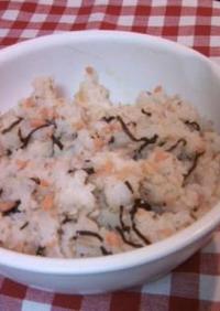 ●鮭フレと塩昆布の混ぜご飯●