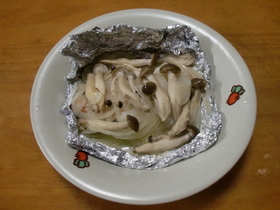 鮭☆たまねぎ☆しめじ☆のホイル蒸し