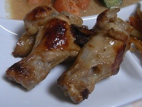 簡単☆シンプル手羽元のにんにく醤油焼き