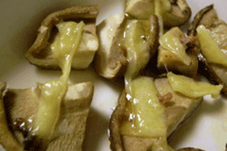 シイタケのコンテチーズ焼き レシピ 作り方 By さむらんち クックパッド 簡単おいしいみんなのレシピが352万品
