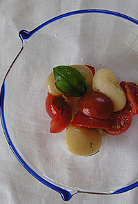 白花豆とトマトのサラダ