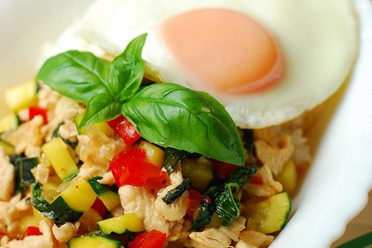 ガパオご飯 タイ風バジル炒めご飯 レシピ 作り方 By バンビ クックパッド 簡単おいしいみんなのレシピが357万品