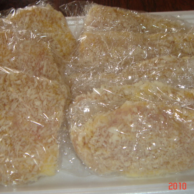 鶏胸肉のチーズはさみ揚げ 冷凍用 レシピ 作り方 By コナスコ クックパッド 簡単おいしいみんなのレシピが360万品