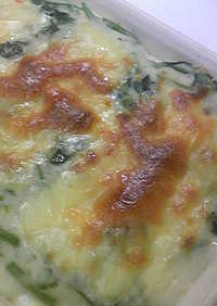 シチュールー(顆粒)で青菜と卵のグラタン