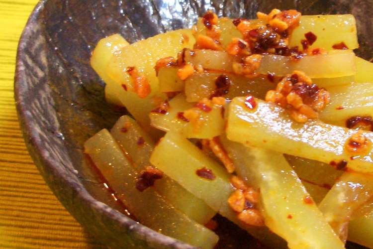 茎レタス 山クラゲ の食べるラー油和え レシピ 作り方 By Leche クックパッド 簡単おいしいみんなのレシピが364万品