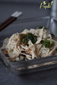 茹でムネ肉のマヨそうめん