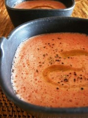 トマトの冷製スープの写真