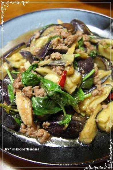台湾料理★挽肉と茄子のバジル炒めの写真