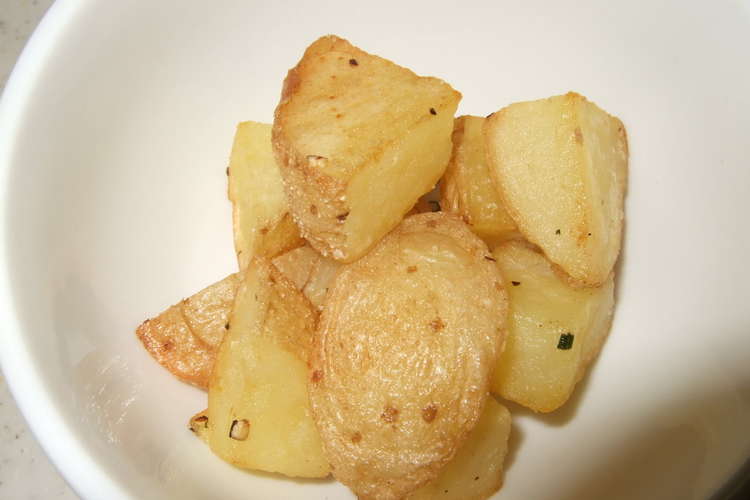 ローズマリーの揚げ塩ポテト レシピ 作り方 By のらばた クックパッド 簡単おいしいみんなのレシピが356万品