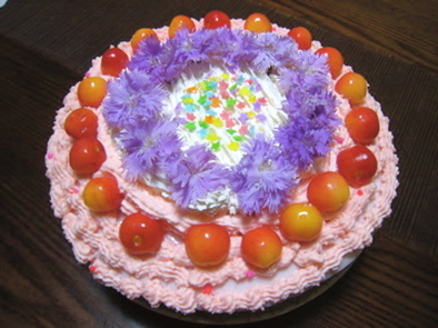 誕生日☆いちごババロア+レアチーズケーキの写真