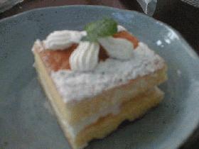 ワインクリームケーキ