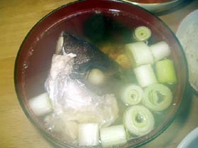 鯛のお頭スープの写真