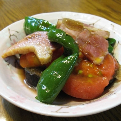 ナス・トマトの煮物✿食べるラー油和えの写真