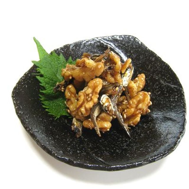 いりことクルミの佃煮 レシピ 作り方 By ラッチーu ｪ U クックパッド 簡単おいしいみんなのレシピが378万品