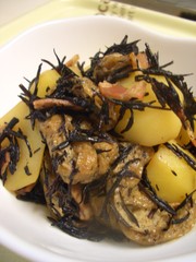 ひじき☆じゃがいも☆体に嬉しい煮物♪の写真