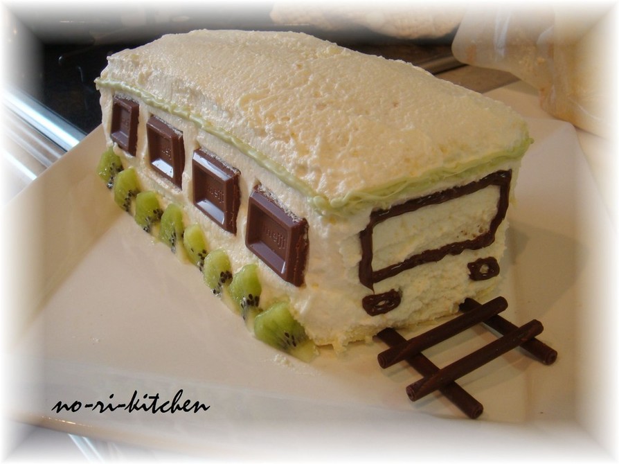 ☆電車☆の誕生日ケーキの画像