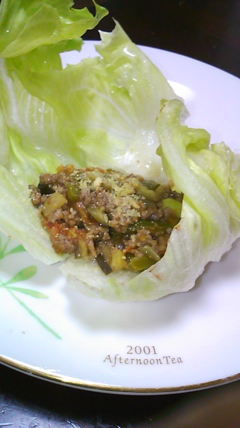夏野菜とひき肉のレタス包みの画像