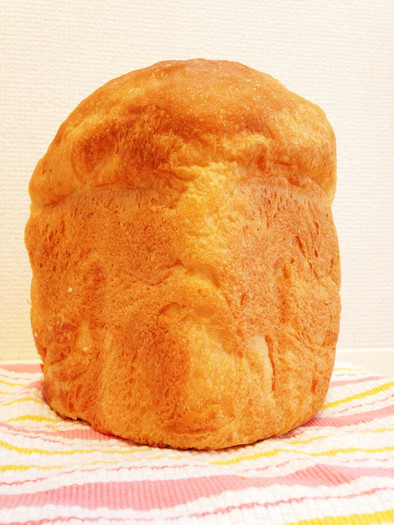 ＨＢ☆外サクッ中ふんわりヨーグルト食パンの写真