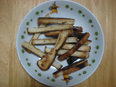 ♡ 　食パンの耳でカリカリお菓子　♡ の写真
