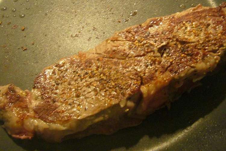 超 厚切りステーキの焼き方 レシピ 作り方 By Cookryoji クックパッド 簡単おいしいみんなのレシピが350万品