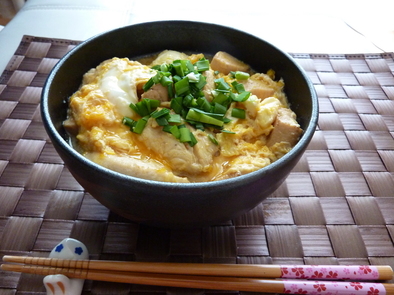 半熟卵が美味しい親子丼♡の写真