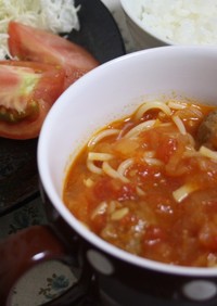 トマトと肉だんごのスープパスタ
