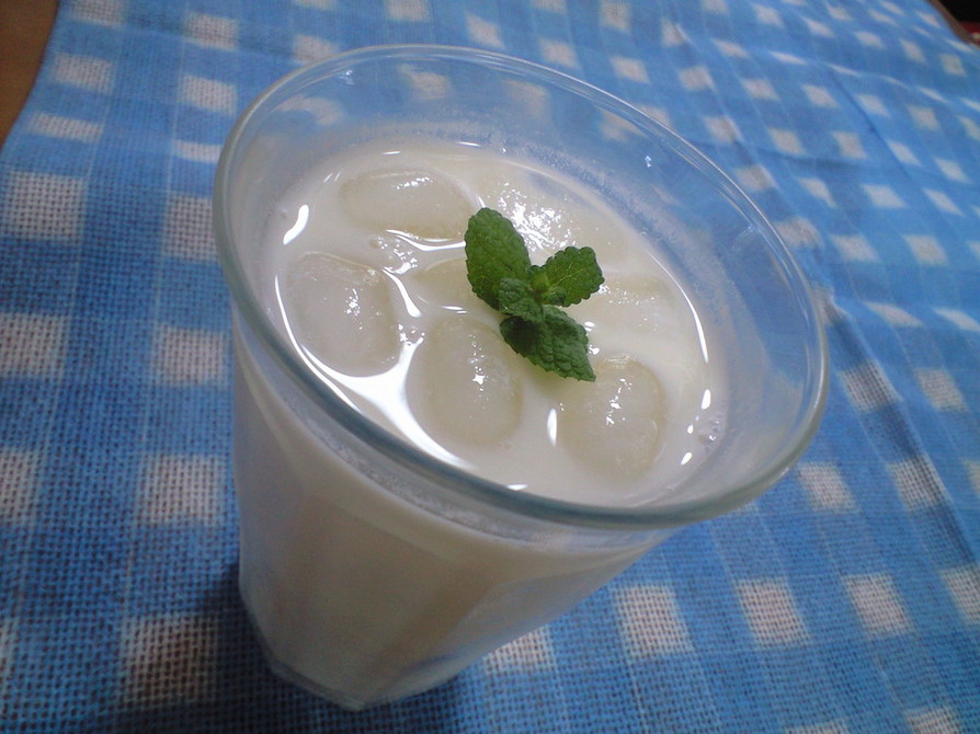 レモン風味　豆乳で飲むヨーグルトの画像