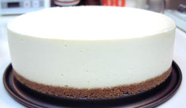 簡単、混ぜて冷やすだけのレアチーズケーキの画像
