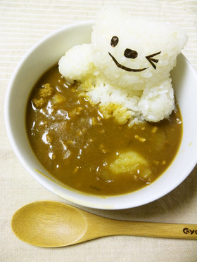 白くまちゃんのプール