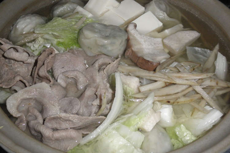 豚肉とごぼう 餃子の水炊き鍋 レシピ 作り方 By Cookie13 クックパッド