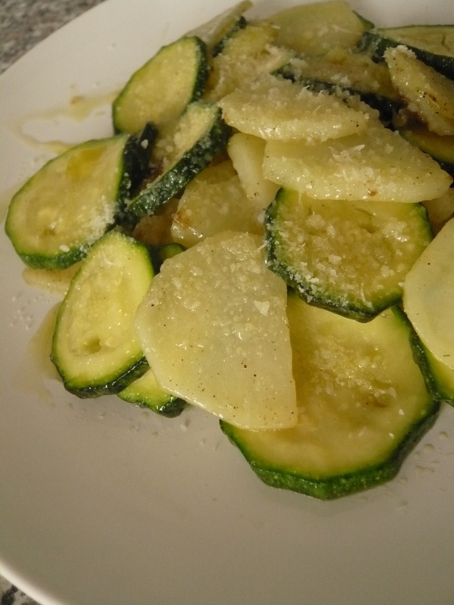 パルメザンチーズズッキーニのフリッター レシピ