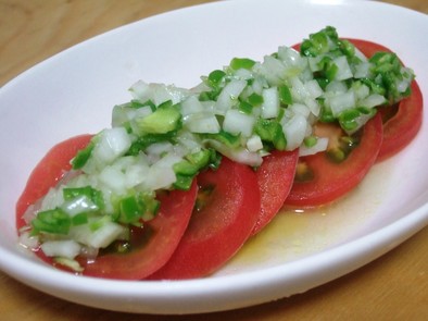 イタリアンカラーなトマトサラダの写真