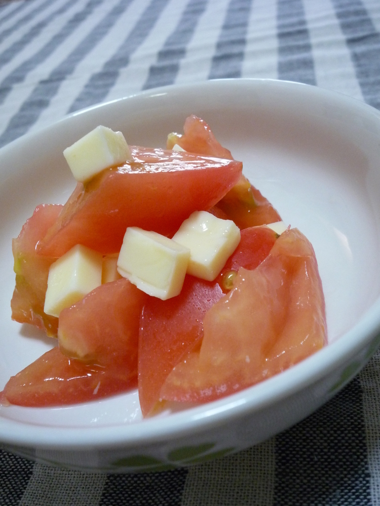 トマトとチーズのマリネ風✲さっぱり和えの画像