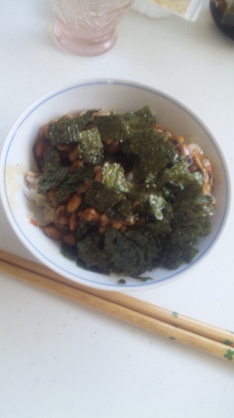 キムチ海苔納豆ご飯の画像