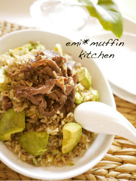 アボカド入り☆スタミナチャーハン♬