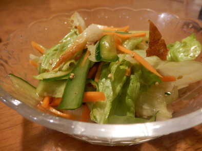 中華風野菜サラダの写真